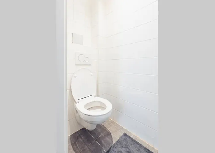 Apartment Newly-renovated, In The Heart Of